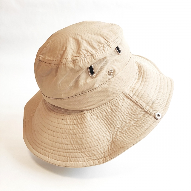 帽子型ヘルメット